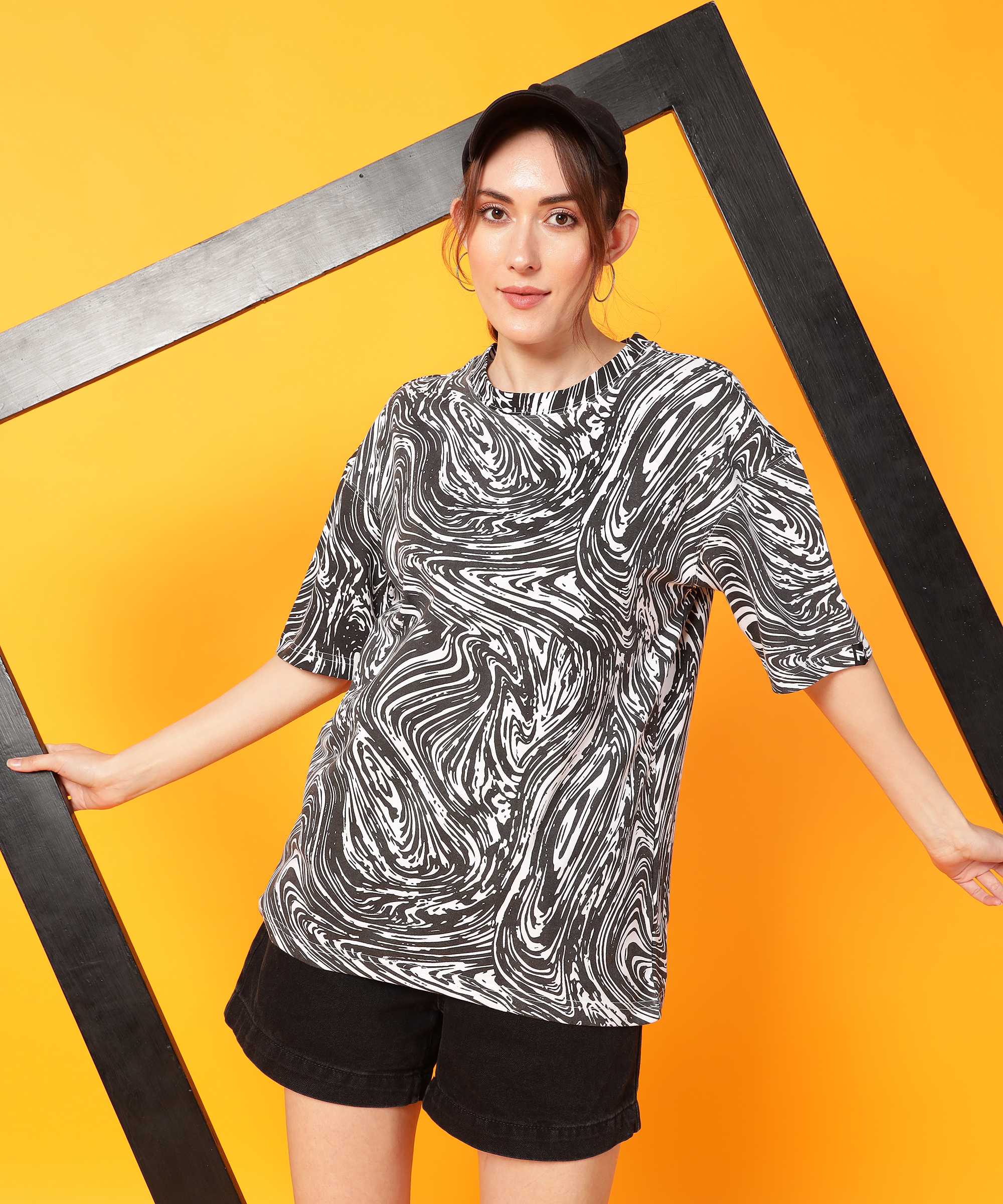 Pockman women's collection — oversized fits and everyday essentials